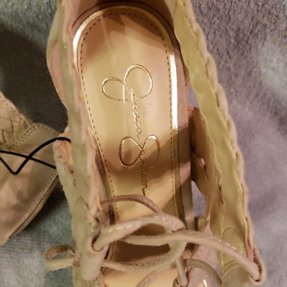 JS heels - Picture 5 of 6